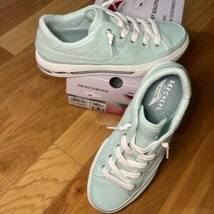 Skechers Arch Fit Arcade-Arcata Washable Canvas Slip on Sneakers Mint Women 8.5